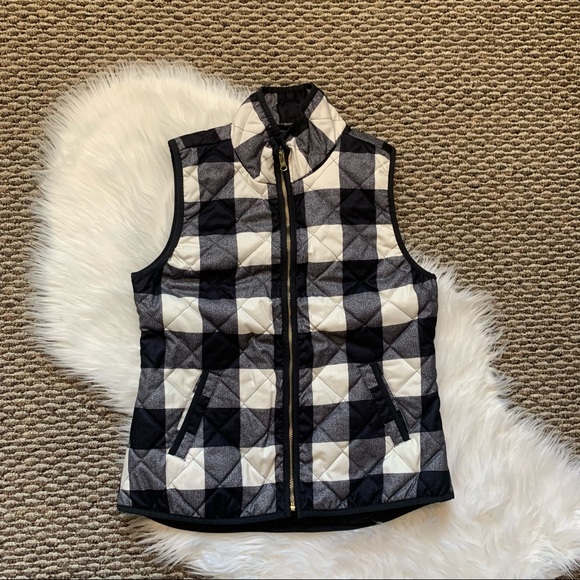 Old Navy Jackets & Blazers - Old Navy Plaid Buffalo Plaid Vest Black White